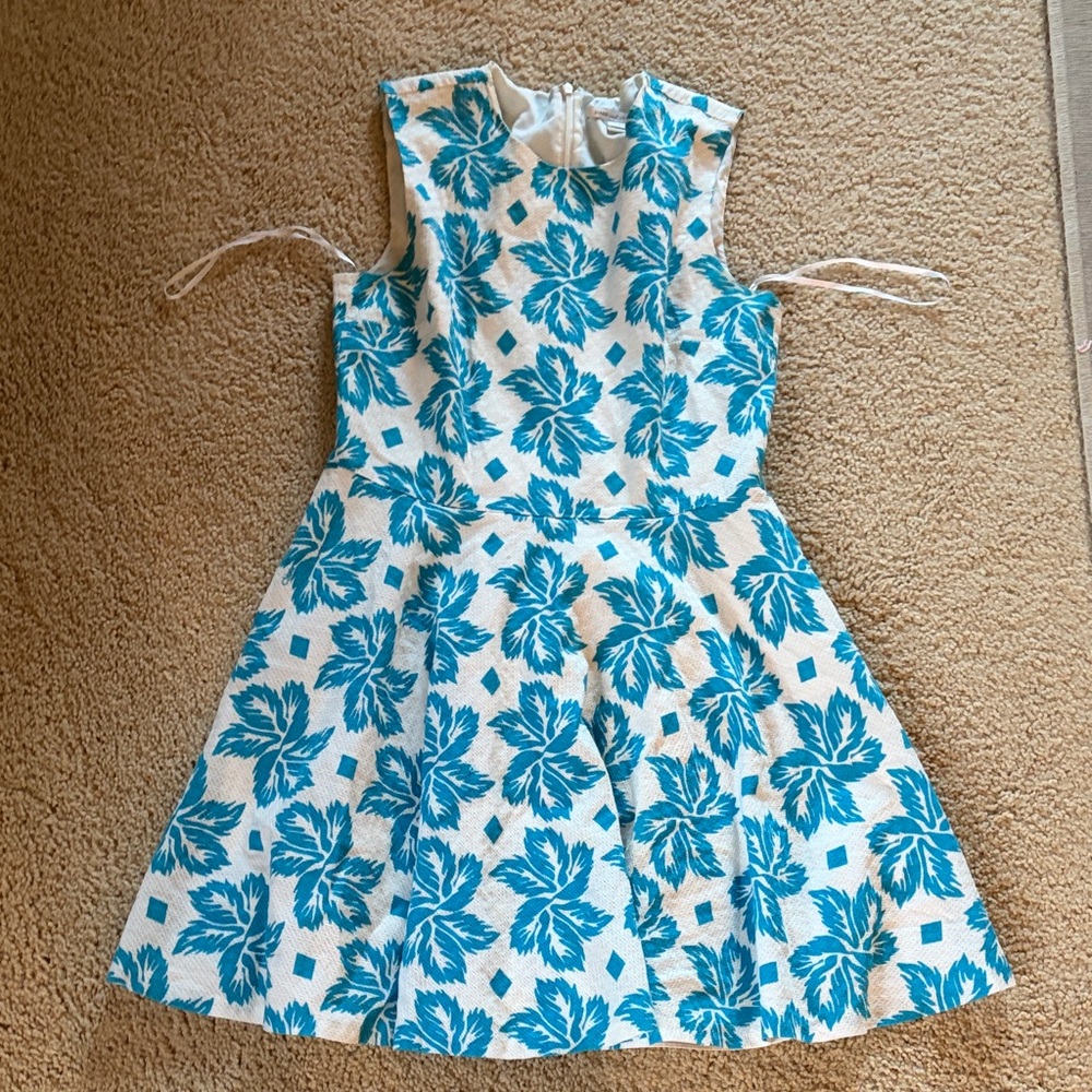 Diane Von Furstenberg White and Blue Leaf Print Mini Dress